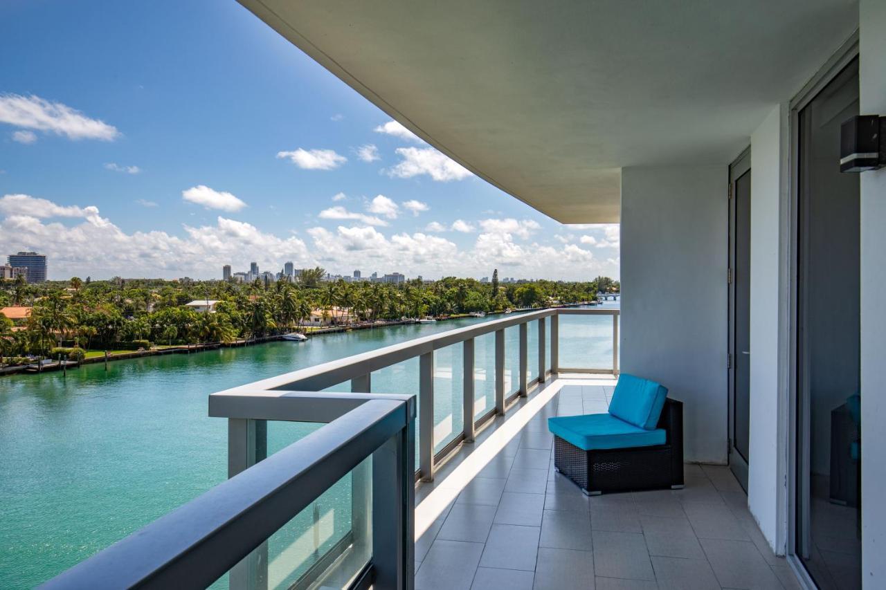 Acqua Bay Luxury Apartments Bay Harbor Islands Bagian luar foto