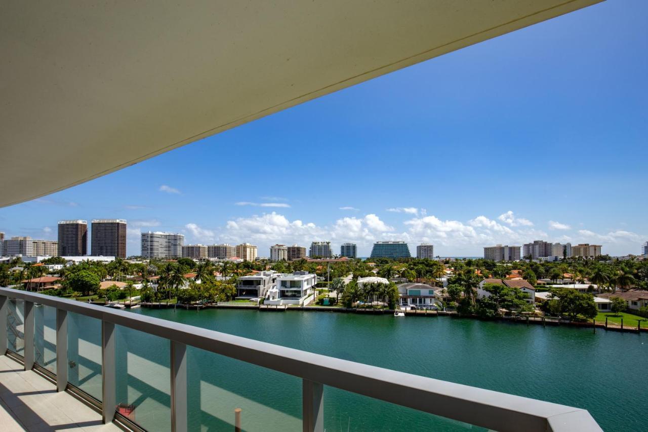 Acqua Bay Luxury Apartments Bay Harbor Islands Bagian luar foto